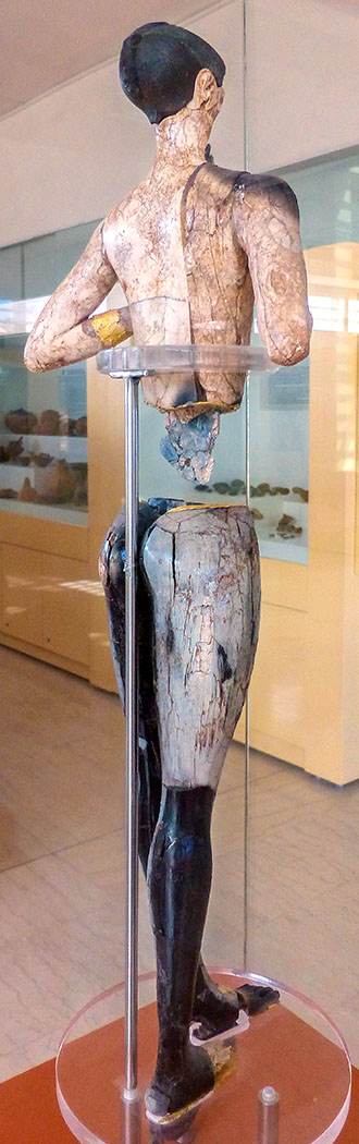 Der Kouros von Palaikastro ist eine Chryselephantin-Statuette aus spätminoischer Zeit. Sie wurde bei archäologischen Ausgrabungen in Roussolakkos nahe Palekastro im äußersten Osten der griechischen Insel Kreta gefunden. Der Kouros befindet sich heute im archäologischen Museum von Sitia.