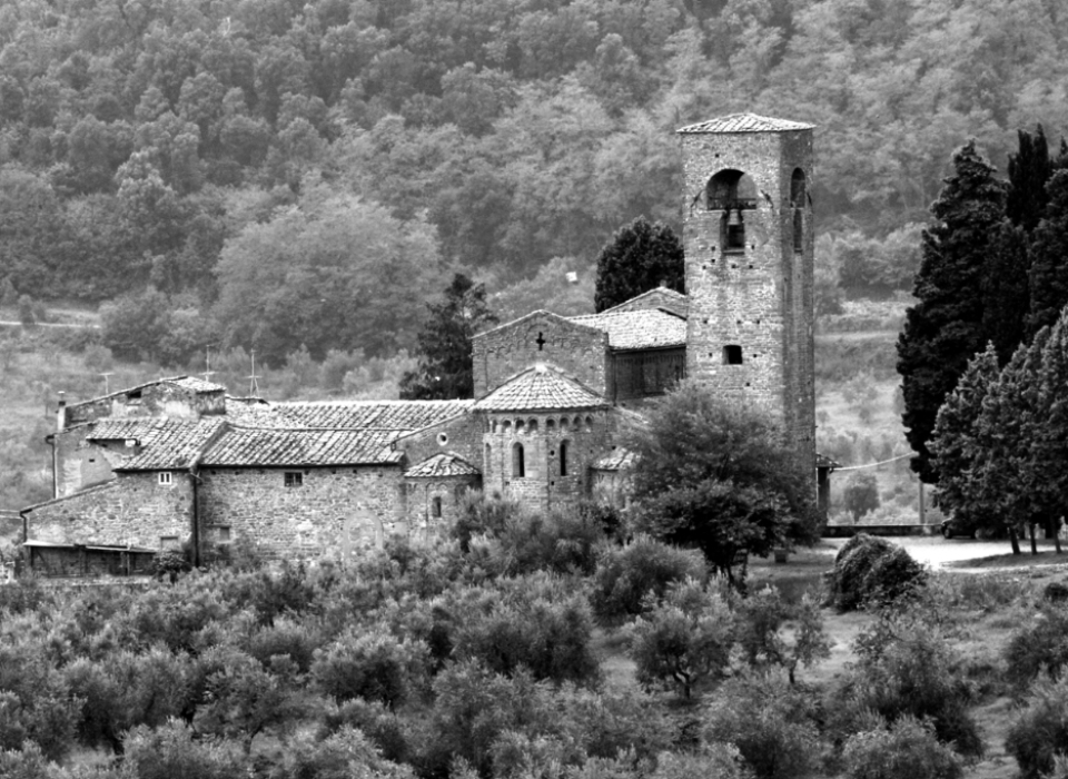 Italien: Romanische Kirche