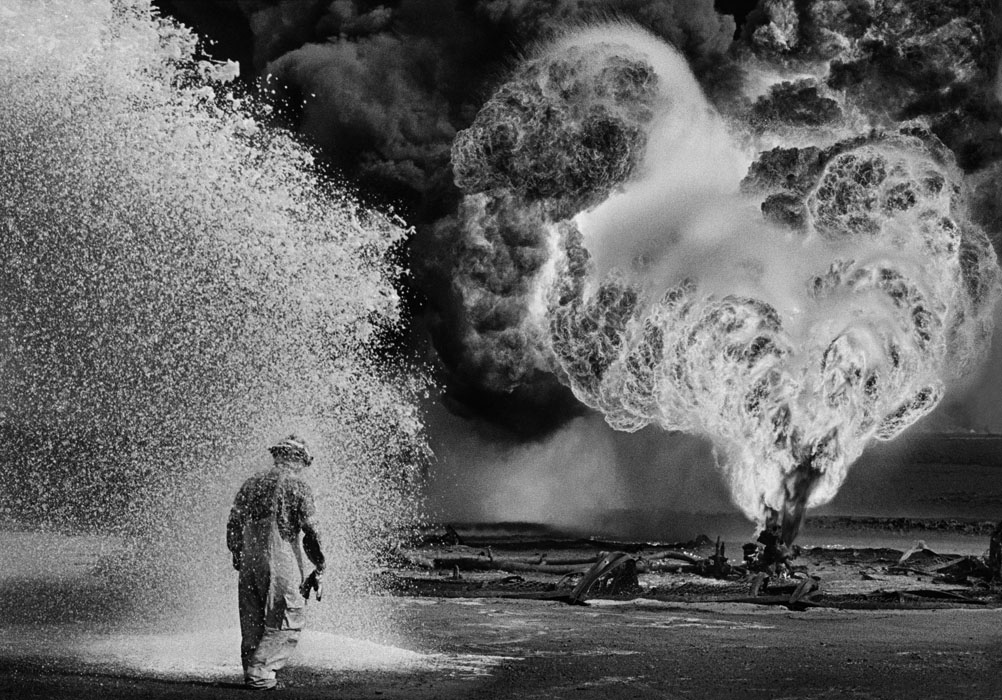 Feuerwehrmänner, Burhan Ölfelder, Kuwait, 1991