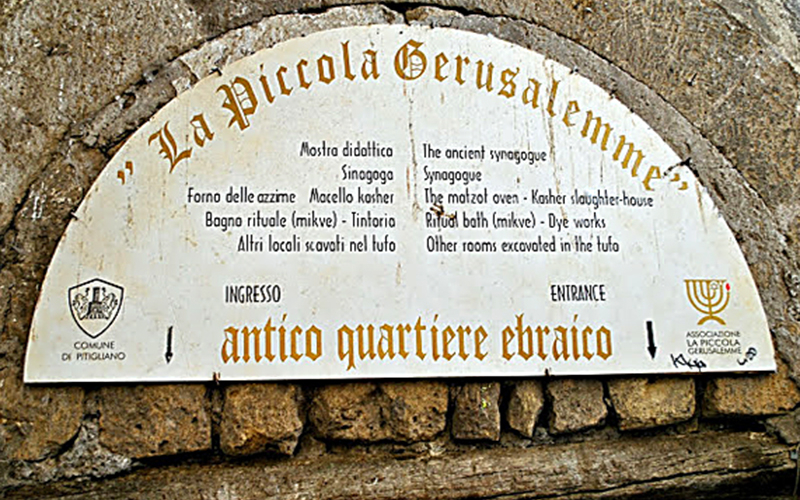 In der Panificio del Ghetto (Via Zuccarelli 167) werden auch die Sfratto hergestellt.