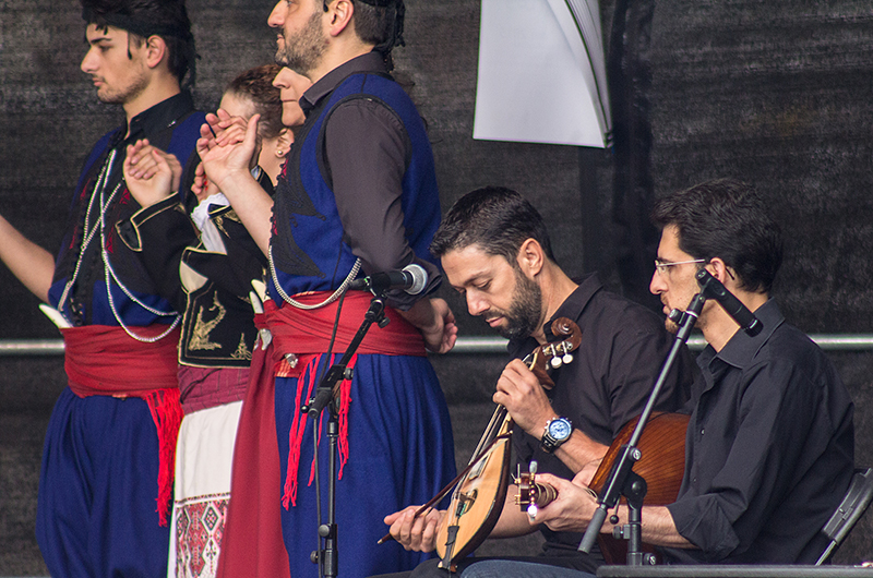 Mit Lyra und Laouto wird die typisch kretische Musik gespielt.